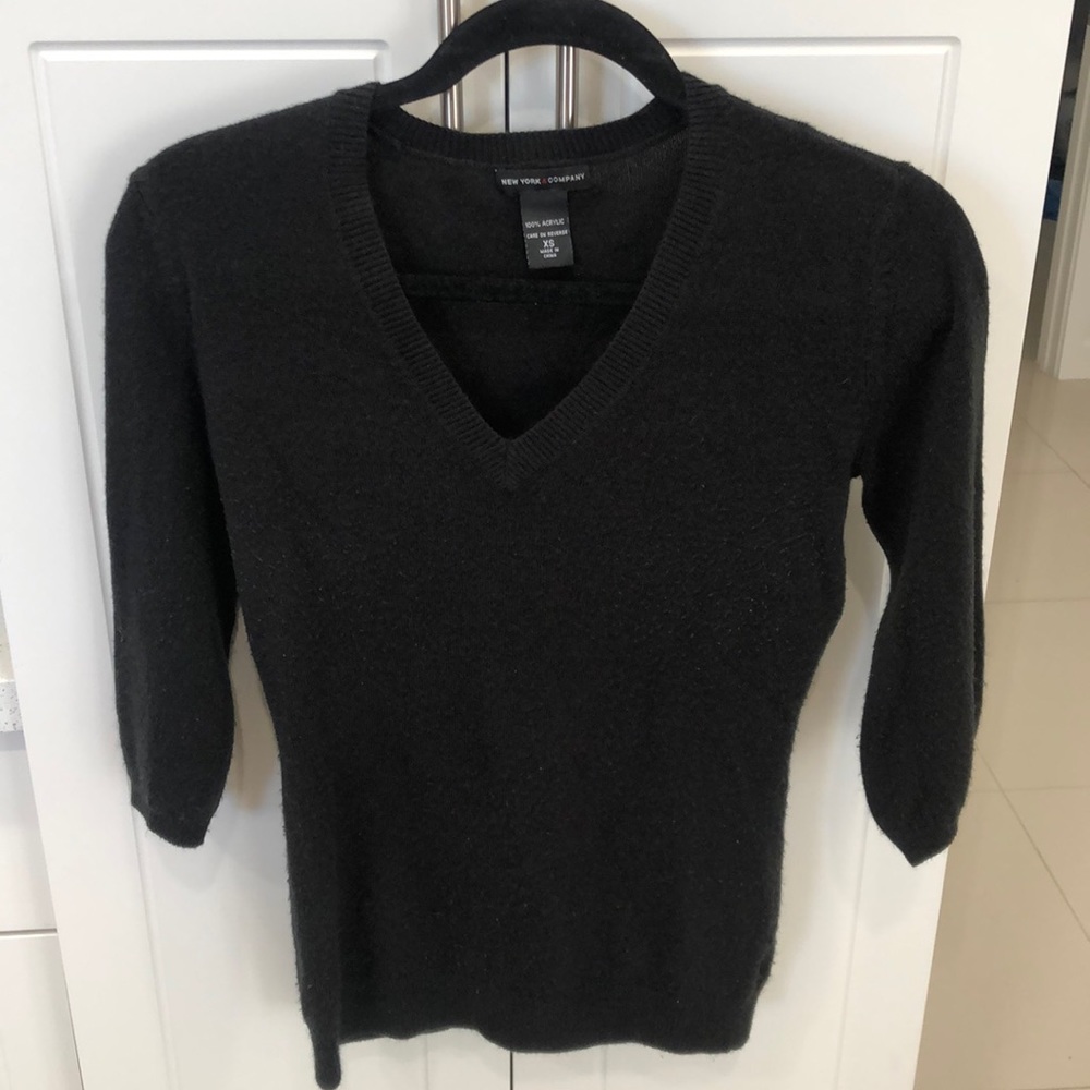 New York & Company, Woman’s XS, 3/4 sleeve shirt sweater, Black
